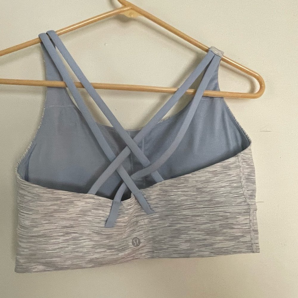 LuluLemon sports bra